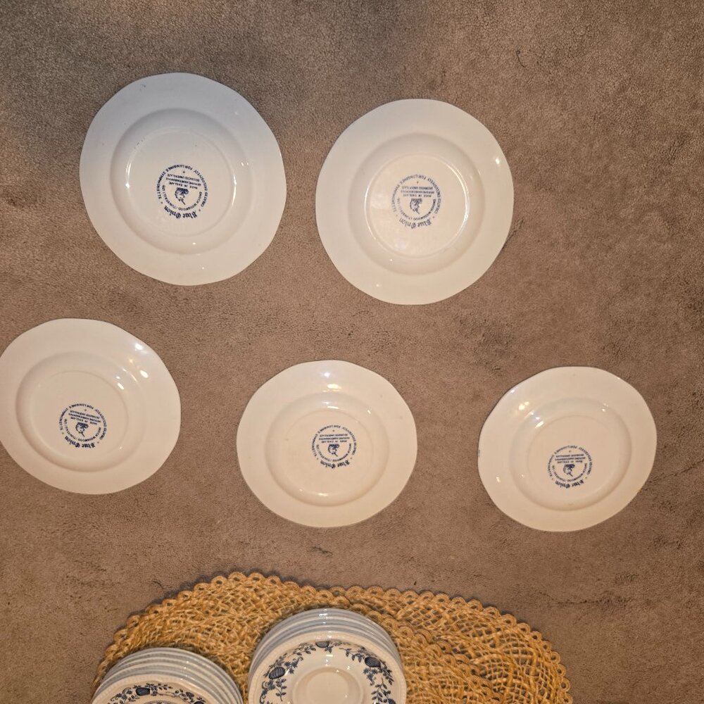 RARE VINTAGE WEDGWOOD BLUE ONION PLATES